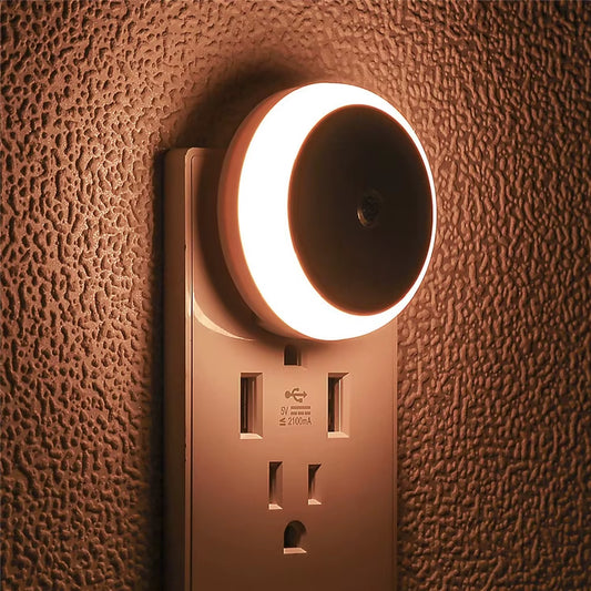 LED Night Light Smart Night Sensor round Plug in Wall Night Lamp Bathroom Home Kitchen Hallway Staireway Bedroom Nightlight